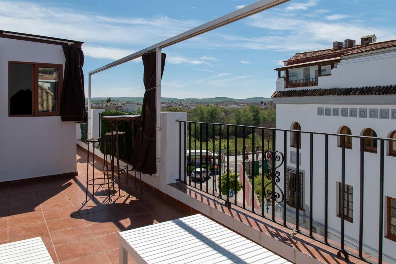 Atico Junto A La Mezquita Apartment กอร์โดบา ภายนอก รูปภาพ